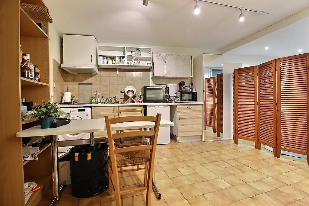 Studio Avignon Intra-Muros Apartment